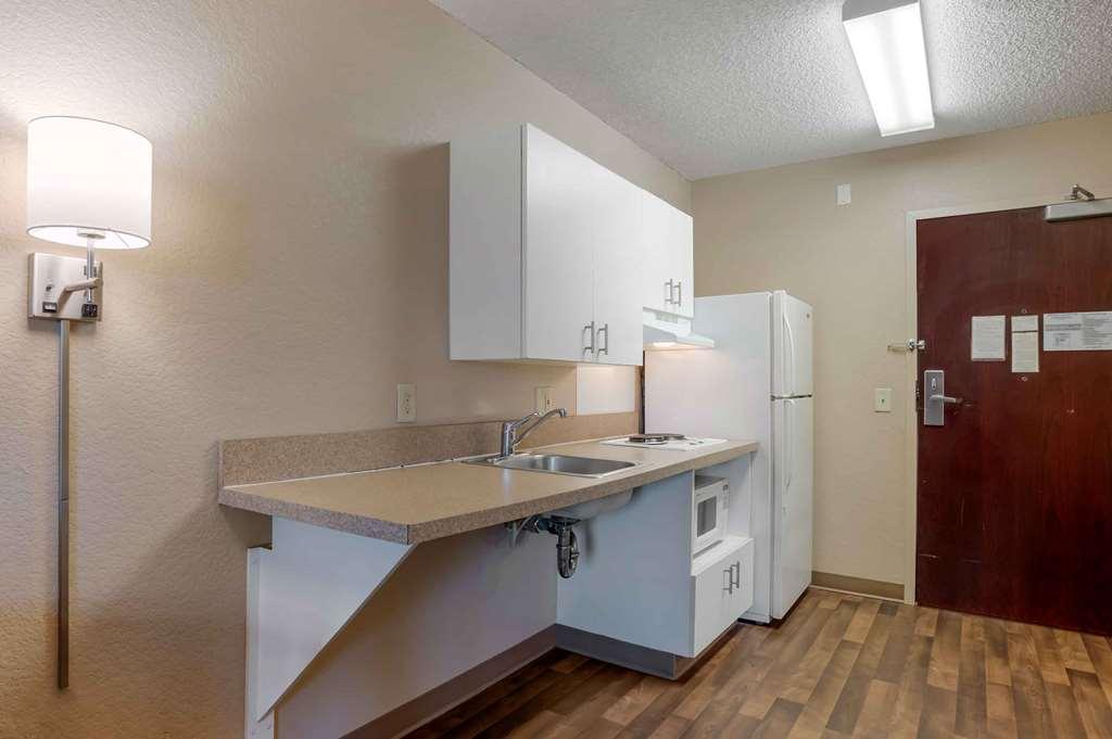 Extended Stay America Suites - Orange County - Lake Forest Habitación foto